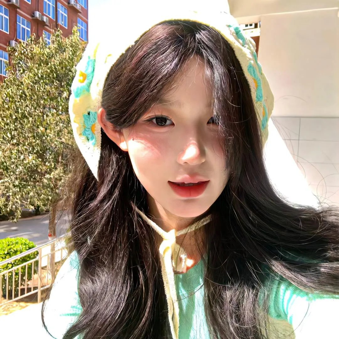 闪婚后小娇妻马甲捂不住了